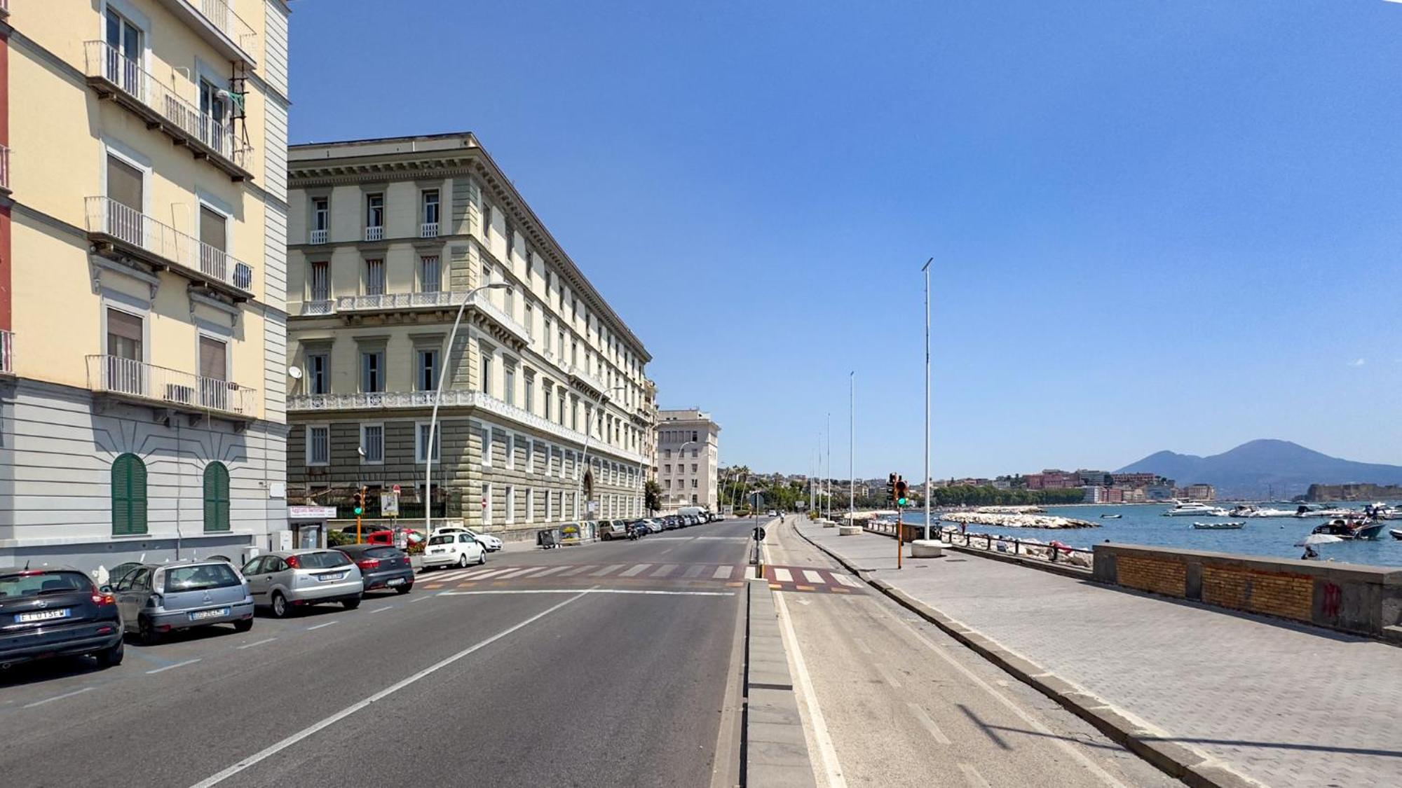 Galiani 20 * Nápoles